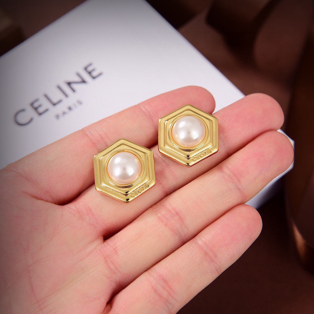 18k Celine Pearl Earrings